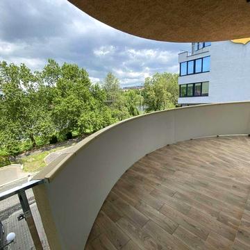 Оренда видової квартири . Центр, світло не вимикають