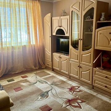 Здається квартира 2-х кімнатна Героів майдану 77в