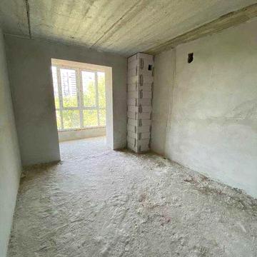 Продаж 2-кімнатної квартири поруч міського озера та неподалік Центру. ЖК Атмосфера