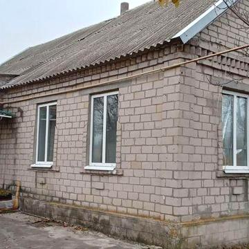 Продам большой дом с удобствами и мебелью,село  Богодаровка