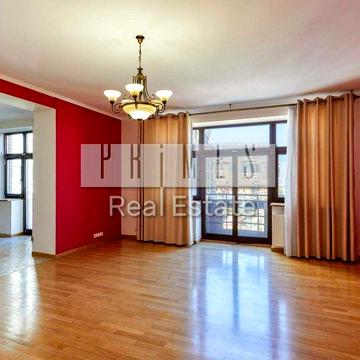 Центр Продаж 4 кімнати Золоті Ворота вул Паторжинського 14