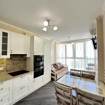 Петра Калнишевського вул. (Михайла Майорова), 8