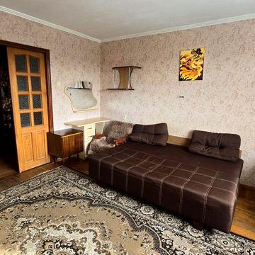 2к кв на Первозванного. Вільна