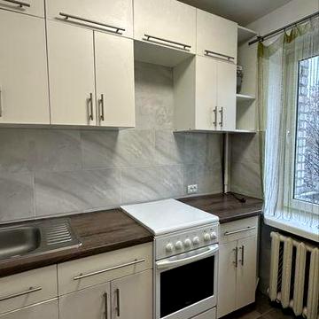 Оренда 1-кімн квартири вул.Тичини ( Балатон)