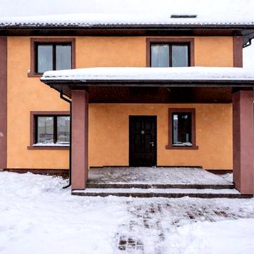 Будинок з ремонтом та гаражем 8 соток в Білогородці! Без %