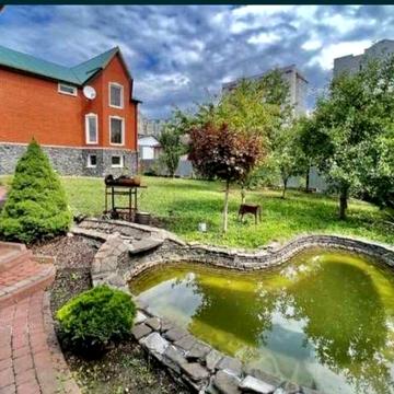 Оренда окремого будинку . Оплата за один місяць .