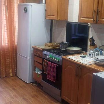 Довгострокова оренда 3к Квартира Владислава Бувалкіна (Генерала Бочарова) вулиця