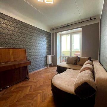 Алексеевка. Сдам в аренду 2-к. квартиру.