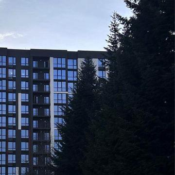 Двокімнатна квартира на Каскаді у зданому будинку, гардеробна