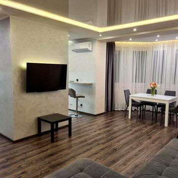 Оренда 4-х кімн. квартири Макіївська 10. Оболонський р-н. БЕЗ КОМІСІЇ.