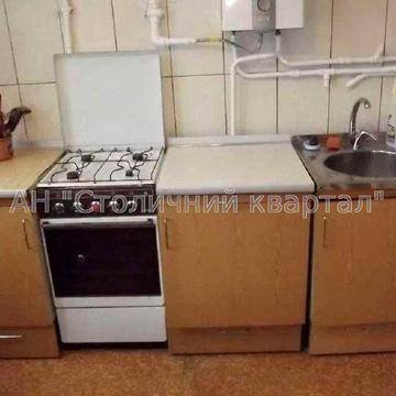 метро Святошин Двокімнатна сталінка проспект Берестейський 77а