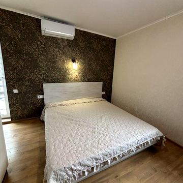 Оренда 2 поверхового будинку