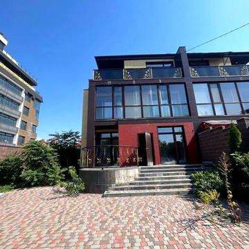 Продам Таунхаус р-н пр Науки (Гагаріна)