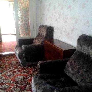 Продам полдома, Правый берег, район к/т Заря