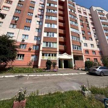 Продаж 3 кімнвтнрі квартири на масиві Незалежності