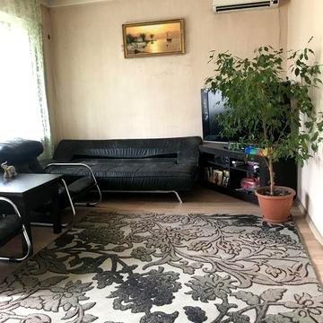 Сдается  2 ком.кв. 48 м.кв.ул.Чумаченко ,г.Запорозье