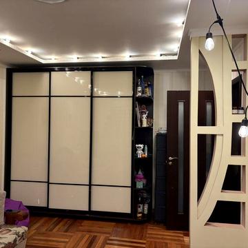 Сдам 2х комн квартиру на Бабурке