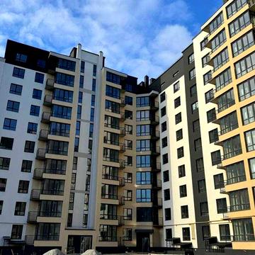 Продам 2к квартиру .Виставка . Жк Кардамон. Без комісії для покупця