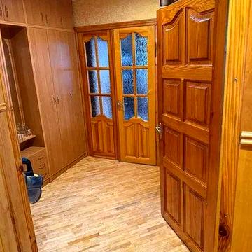 2 кімнатна квартира з меблями та технікою