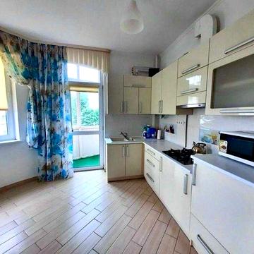 Оренда 1-кім. квартири. вул. Зелена-Лупиноса-Новобудова