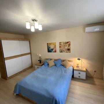 Ревуцького вул., 54