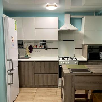 Озерна вул., 7