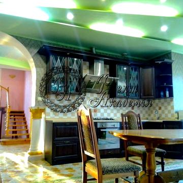 Сдам дом Хотів, Зоряна вул.