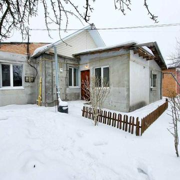 Продаж частини будинку на Кореї