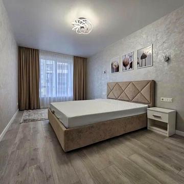 Співдружності вул., 4