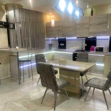 Сдам 3 к квартиру на пр.Поля. Низ