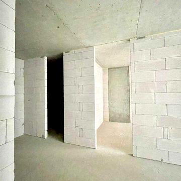 Продаж 1-кім квартири поруч центру міста та Парку Шевченка,розтер-ння