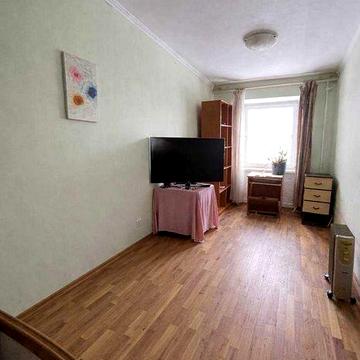 Двокімнатна квартира в зручній локації Бучі