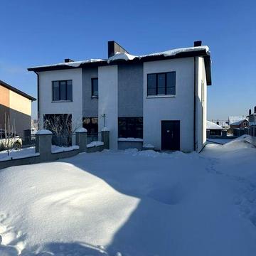 Продаж котеджу в масиві Макарова