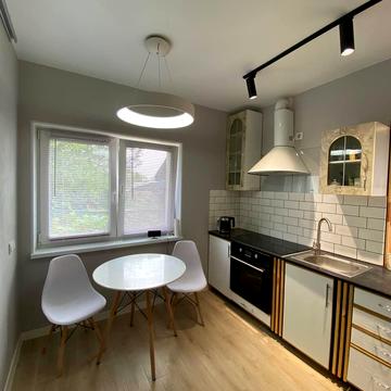 Фізкультурна вул.