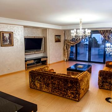 Володимира Вернадського вул. (Дзержинського), 35-Т