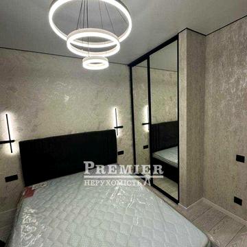 Квартира в малоповерховому новому будинку з євроремонтом .Сахарова