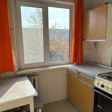 Оренда 2-кімн квартири по вул. Захисників України, світло не вимикають