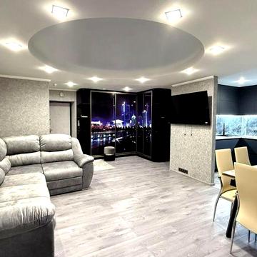 Аренда трехкомнатной студии с новым ремонтом в центре Бабурки