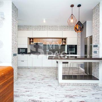 Метрологічна вул., 111