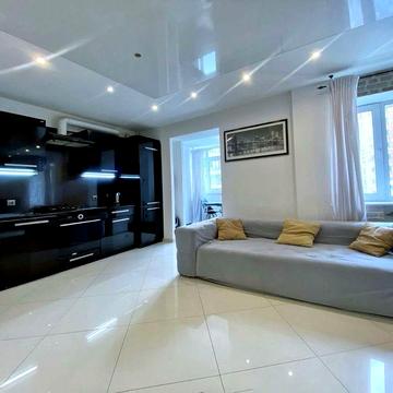 Повний фарш! Печерськ. Продаж однокімнатної квартири в Києві