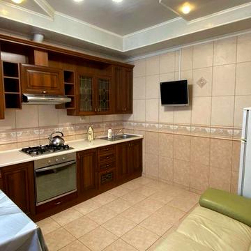 Здам простору 1-кімнатну квартиру на тривалий термін