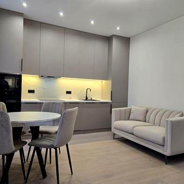 Простора 1-кімнатна квартира з кухнею-студією / ЖК «Квадрат» ЖК Квадрат