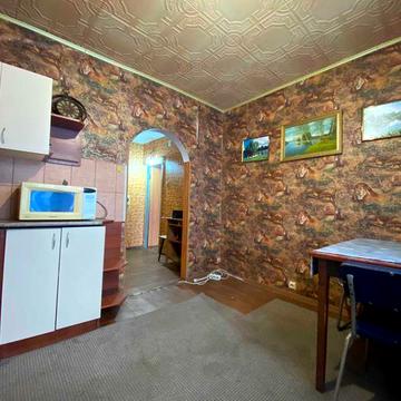 Продам простору 1-кімнатну квартиру на Єськова! DI