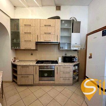 Продаж 3 кімнатної квартири, центр, вулиця Мартовича (бічна Стефаника)