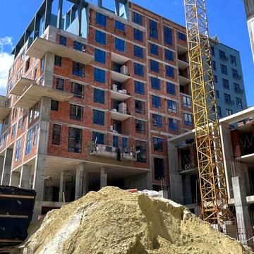 Кирила Студинського вул., 14