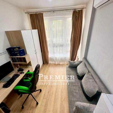 Продам студию с ремонтом на Раскидайловской