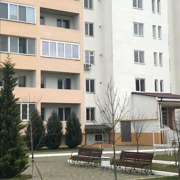 Чорноморська вул., 6