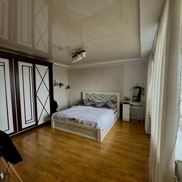 Продам 1 -к  квартиру студию 36 м2. г.Чугуев. Дизайнерская мебель