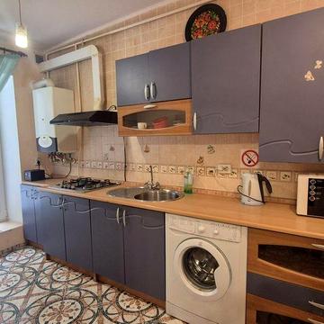 Аренда 2 х Ком квартиры ( Раздельная ) ул Садовая Новый Рынок Центр