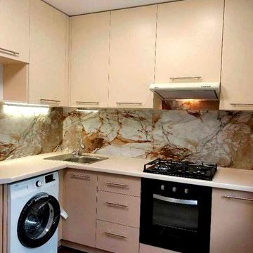 Продам 2х комн квартиру м Дворец Спорта 1выс/5 с капит ремонтом